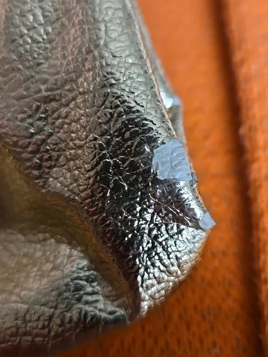 Vintage Shiny Gold Lamé Clutch Bag - Picture 6 of 9